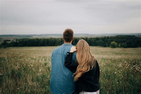 Dependência Emocional E Amor Quais As Diferenças Redepsi Psicologia