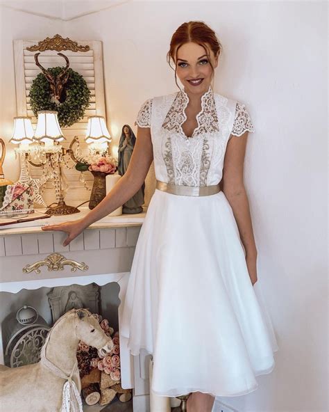 Hochzeit in Österreich auf Instagram Unser wunderschönes Brautdirndl