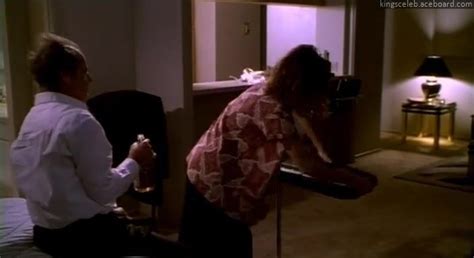 Kari Wuhrer Nude Porn Videos Sex Tapes XHamster