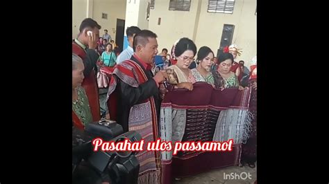 pasahat ulos passamot adat batak toba youtube