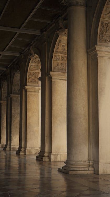 Colonnade with Architectural Details · Free Stock Photo