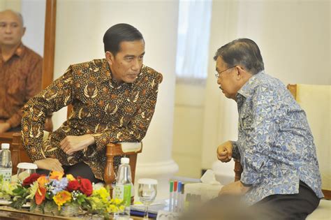 Jokowi Diharapkan Segera Bentuk Tim Evaluasi Kabinet