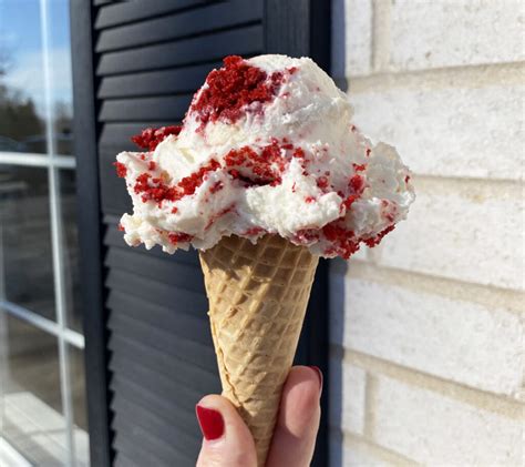 Red Velvet Cake Ice Cream Is Back Whitey S Ice Cream