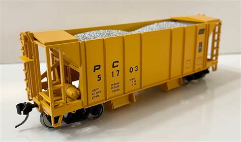 BOWSER BALLAST HOPPER- PENN CENTRAL – Makin' Tracks