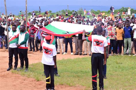 Burundi De Nombreux Citoyens De Bugenyuzi Entrent Au Cndd Fdd Karusi