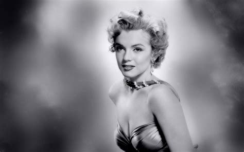 Marilyn Monroe Wallpaper 63 Images