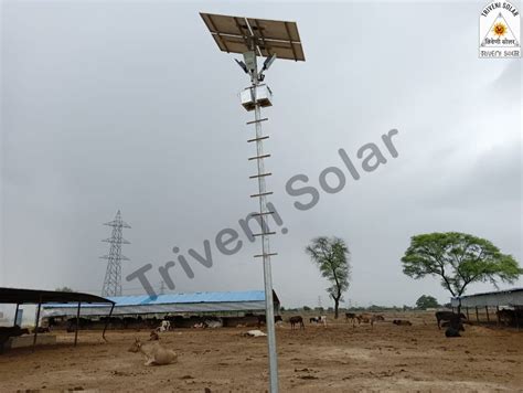 Steel Dual Arm Solar High Mast Lighting Pole For Outdoor 9m At Rs