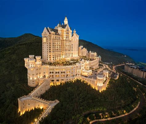 10 fairy tale castles you can stay at IRL to feel like a royal: from