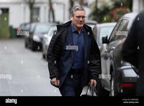 London Uk 22nd Feb 2024 Leader Of The Labour Party Keir Starmer Leaves His Home In London