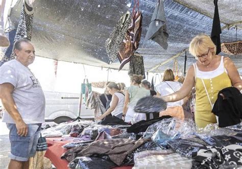 Estos Son Los Mercadillos De M Laga Que No Debes Perderte Este Verano