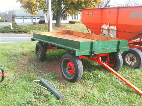 Farm Equipment - Trailers/Wagons