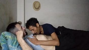 Chupando Verga En La Cama XVIDEOS