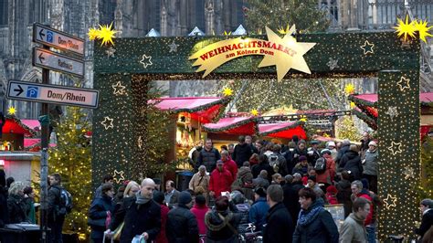 Twee tieners verdacht van beramen aanslag op kerstmarkt Keulen