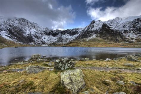 Winter in Snowdonia stock image. Image of lake, snow, range - 7655047