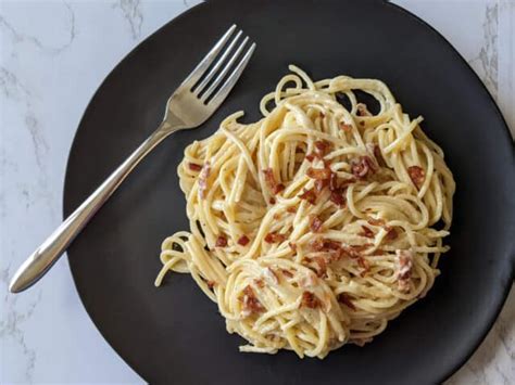 Spaghetti Carbonara No Egg • The Candid Cooks