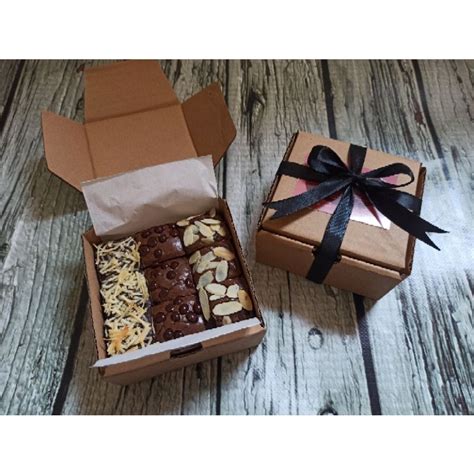 Jual FUDGY BROWNIES 10x10 9 SLICE BISA CUSTOM TOPPING DAN TULISAN