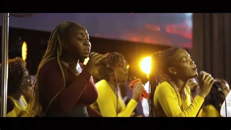 AFM OF ZIM AVONDALE PRAISE & WORSHIP TEAM CHANGAMIRE MPONISI (HYMN) FEAT BRENDA CHIKOHORA - YouTube