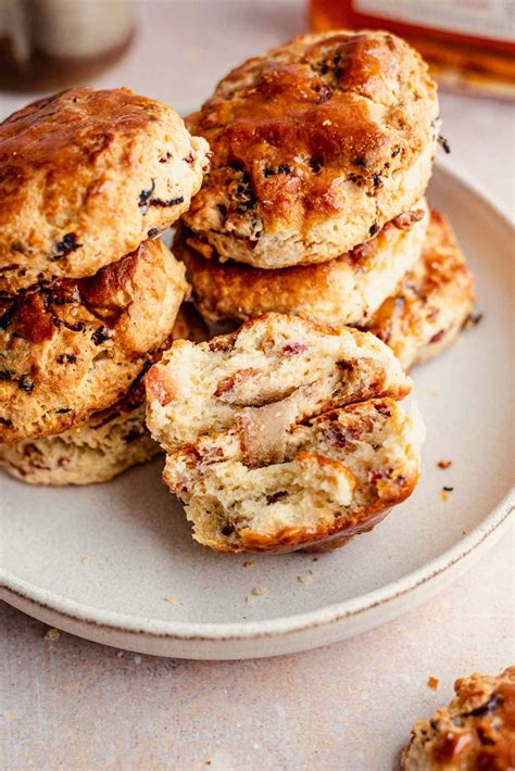 Bourbon Honey Bacon Biscuits The G And M Kitchen