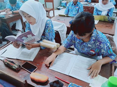 Sma N Semarang Gelar Budaya Literasi Sebagai Upaya Meningkatkan Minat