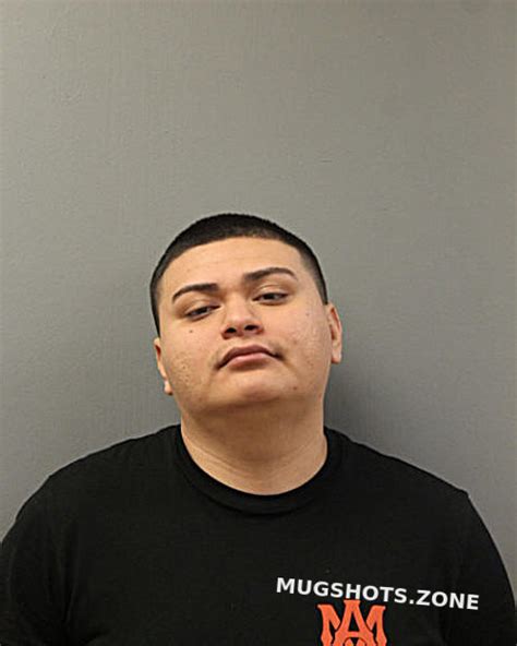 DERRICK F CASTRO 04 18 2024 Chicago Mugshots Zone