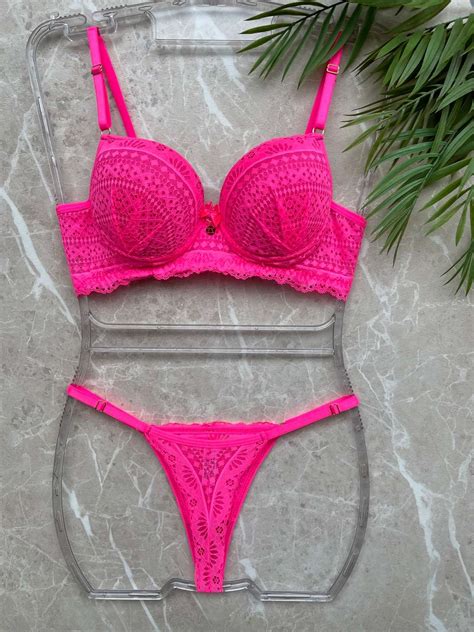 Conjunto De Lingerie Encanto Rosa Neon Dolce Pecado