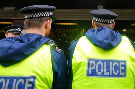 Police Sick Days Stressed Police Officers Take 250 000 Sick Days And