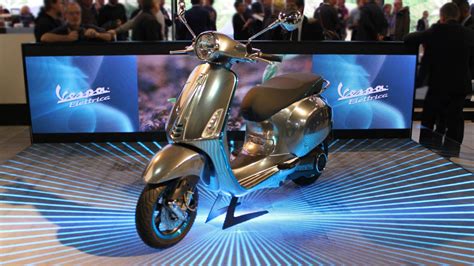 Eicma Le Novit Allo Stand Piaggio Motorbox