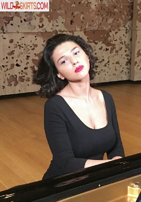 Khatia Buniatishvili Khatiabuniatishvili Nude Instagram Leaked Photo