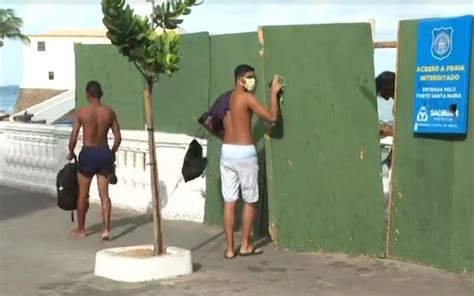 Banhistas Descumprem Decreto E V O Ao Porto Da Barra Neste S Bado