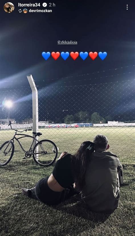 La Tierna Foto De Lucas Torreira Con Su Novia Devrim Zkan Estrella De