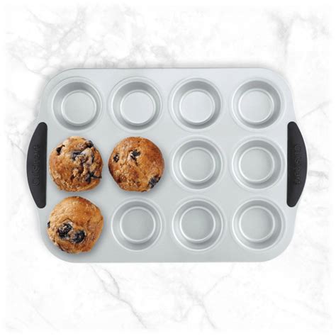 meh cuisinart  cup nonstick easy grip muffin pan
