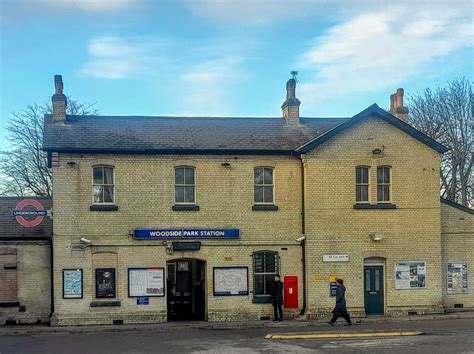 Woodside Park Station Woodside Park London Underground Sta Flickr