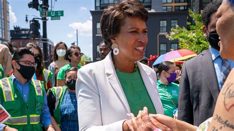 Dc Mayor Muriel Bowser Wins Democratic Mayoral Primary