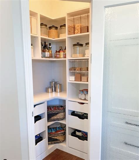 35 Amazing Corner Pantry Ideas For Easy Access