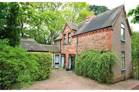 4 Bedroom Detached House For Sale In Victoria Road Saltburn By The Sea