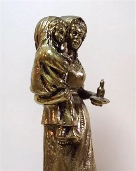 STATUE LA MERE ET L ENFANT en bronze doré hauteur 26 cm EUR 27 00