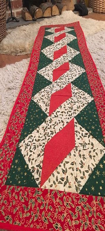 Twisted Pole Christmas Quilted Table Runner Table Runner Pattern Quilted Table Runners