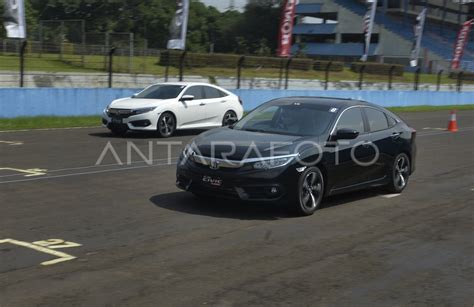 ALL NEW HONDA CIVIC TURBO ANTARA Foto