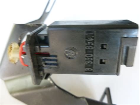 1997 Bmw 528i E39 Brake Pedal Switch 83608541 Hermes Auto Parts