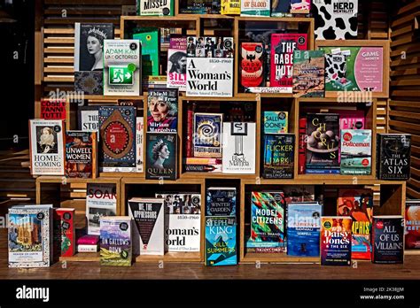 Books Window Hi Res Stock Photography And Images Alamy