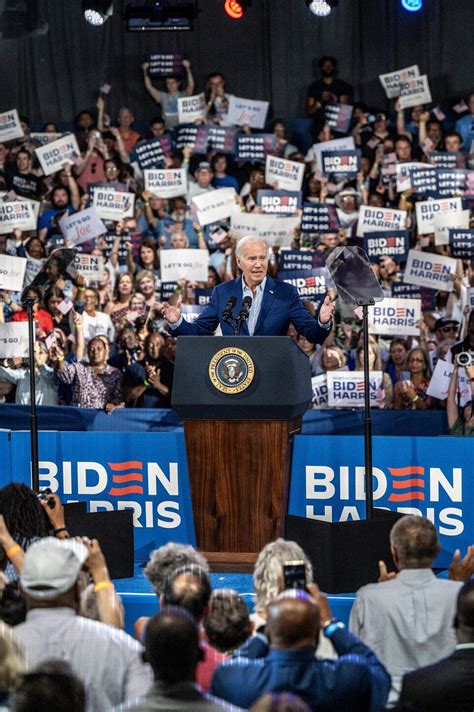 Biden Se Da Un Ba O De Masas E Insiste En Ser El Candidato Dem Crata