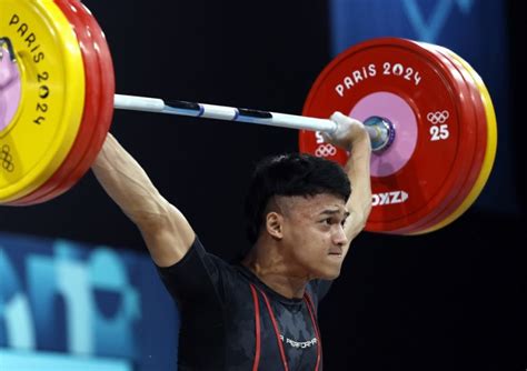 Rizki Juniansyah Rebut Emas Angkat Besi Olimpiade Paris 2024 Ruang Bibir