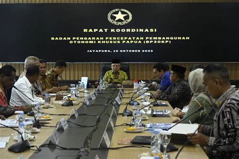 Wapres Sebut Peraturan Percepatan Pemenuhan Kebutuhan Guru Di Papua