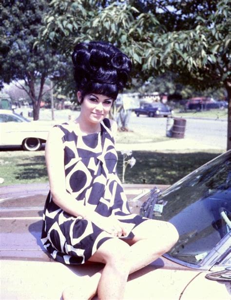 When Big Hair Roamed The Earth The Hairstyle That Defined The 1960s Big Hair Bouffant Hair