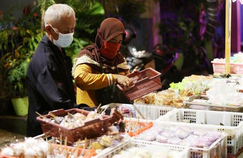 Keren Selain Dipasarkan Lewat E Peken Kampung Kue Surabaya Juga