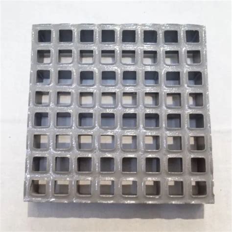 Frp Molded Fiberglass Floor Grating 1 1 2 Thick 1 1 2 Square Mesh With Grit Buy Frp Grating