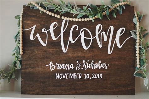 Welcome Wedding Sign Cricut Wedding Wedding Signs Wedding