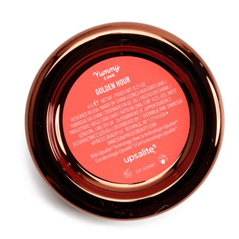 Danessa Myricks Golden Hour Yummy Skin Blurring Balm Powder Flushed