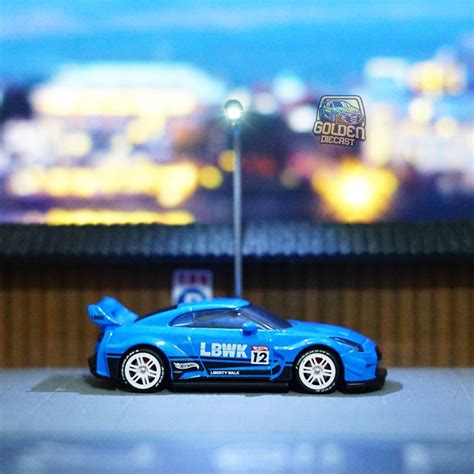 Hot WHEELS LIBERTY WALK LBWK LB SILHOUETTE WORKS GT NISSAN GT R R35 BLUE LOOSE SWAP WHEELS