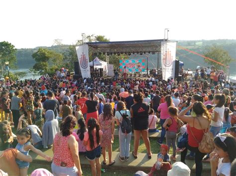 Multitudinario Festejo Por El Aniversario De La Quiniela Misionera En